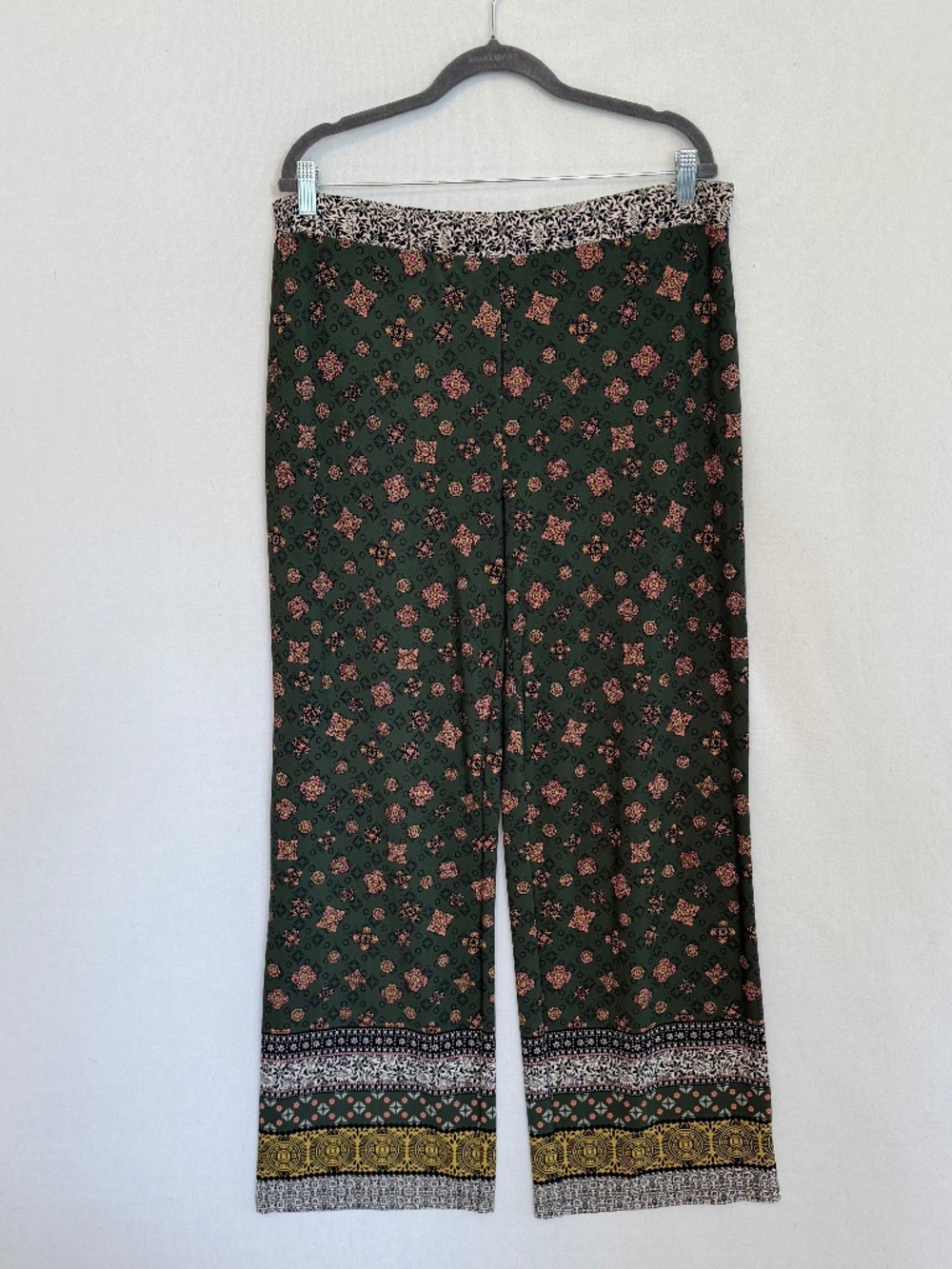 SUSAN GRAVER Women’s Large Green Floral Color Block Print Pull On Wide Leg Pants